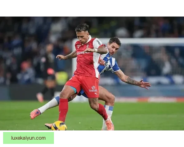 波尔图队近期比赛状态回暖，展现出稳健的竞争力与表现。